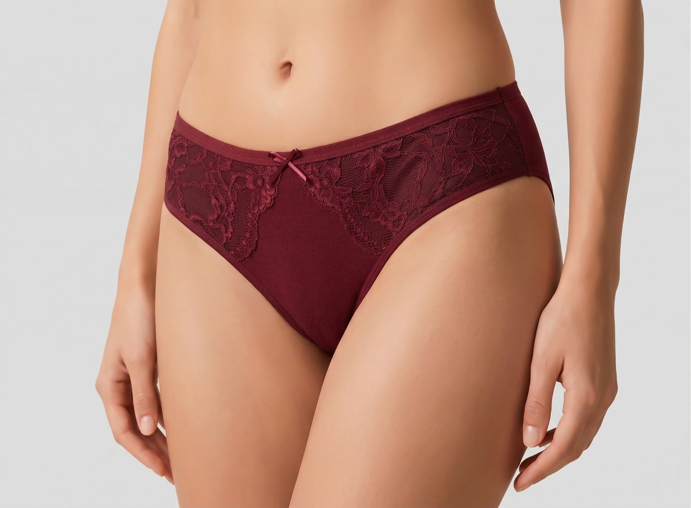 Bikini con Encaje Frontal