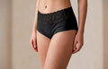 Trusa Mini Short con Blonda de Silicona